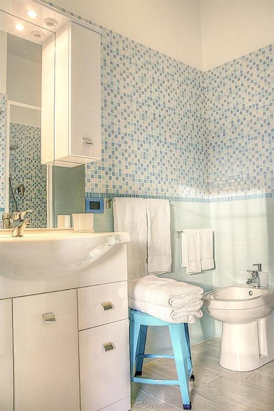 Residenza Guglielmi Bed & Breakfast กัมโปบัสโซ ภายนอก รูปภาพ