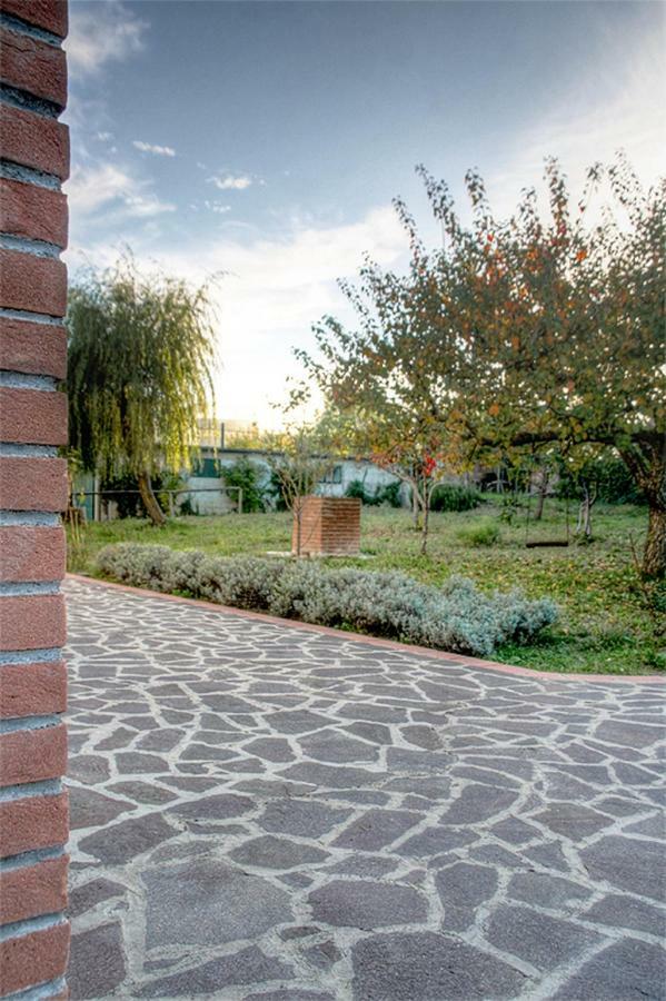 Residenza Guglielmi Bed & Breakfast กัมโปบัสโซ ภายนอก รูปภาพ